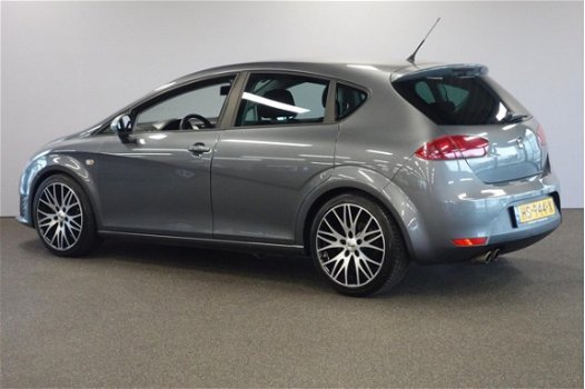 Seat Leon - 1.8 TSI 160PK DSG FR - 1