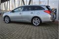 Toyota Auris Touring Sports - 1.8 HYBRID PANODAK/CAMERA/NAVI/LED/TREKHAAK - 1 - Thumbnail