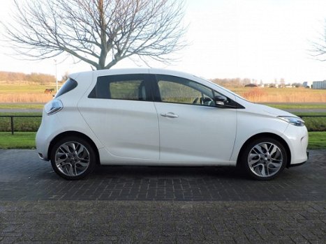 Renault Zoe - Q210 Intens Quickcharge batterijhuur | 41 kWh accu | RIJKLAARPRIJS INCLUSIEF AFLEVERPA - 1