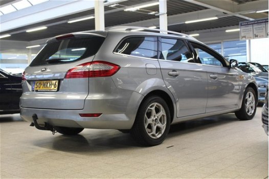 Ford Mondeo Wagon - 2.0 16V LIMITED / LEDER / NAVIGATIE / CLIMATE CONTROL / TREKHAAK / CRUISE CONTRO - 1