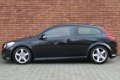 Volvo C30 - 2.0 R-Design - 1 - Thumbnail