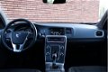 Volvo V60 Cross Country - D3 Momentum Business - 1 - Thumbnail