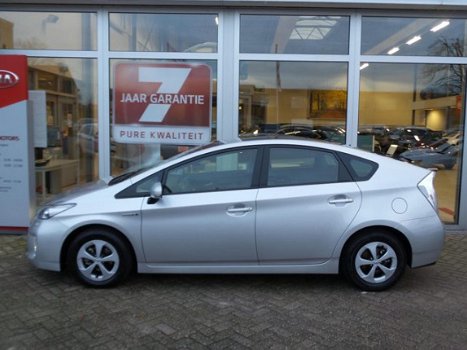 Toyota Prius - 1.8 Dynamic Business 27 dkm*Navi/Clima/Schuifdak/Cruise - 1