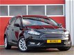 Ford Focus Wagon - 1.0 Titanium/ lage km/ zeer mooi - 1 - Thumbnail