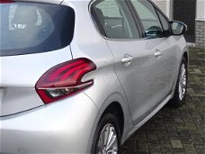 Peugeot 208 - ALLURE 110PK 5DR NAVI*/LMV/CRUISE/CLIMATE