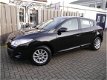 Renault Mégane - Megane 1.6 16V 110 Expression 5drs - 1 - Thumbnail