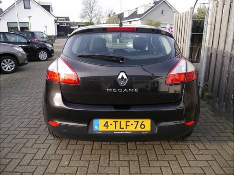 Renault Mégane - Megane 1.6 16V 110 Expression 5drs - 1