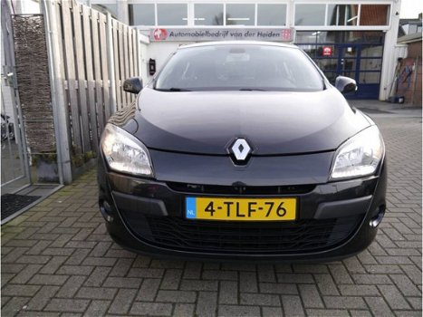 Renault Mégane - Megane 1.6 16V 110 Expression 5drs - 1