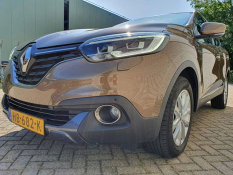 Renault Kadjar - 130 dCi 4x4 Bose | 1800 KG aanhangergewicht | | inclusief rijklaarpakket twv € 695, - 1