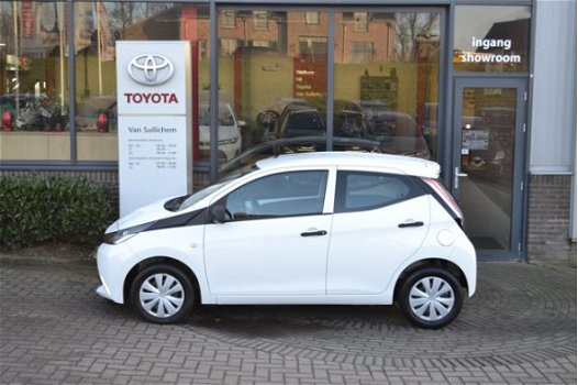 Toyota Aygo - 1.0 VVT-i x-now - 1