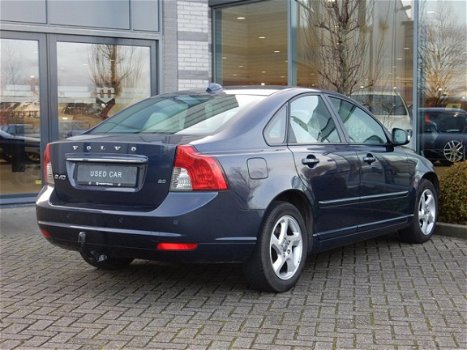 Volvo S40 - 2.0 LIMITED EDITION LEDER NAVI PARK ASSIST BLUETOOTH - 1