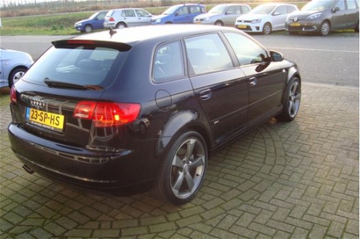 Audi A3 Sportback - 3.2 quattro Ambition Met 18