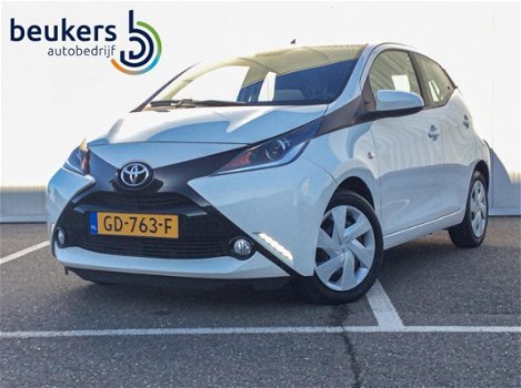 Toyota Aygo - 1.0 VVT-i 69pk 5D x-play - 1