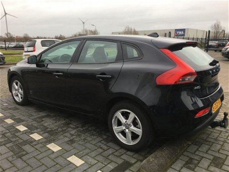 Volvo V40 - 1.6 D2 Kinetic | Navigatie | Airco | Cruise Control - 1