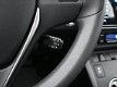Toyota Auris - 1.8 Hybrid Now | Nederlandse auto | 1e eigenaar | Cruise control - 1 - Thumbnail
