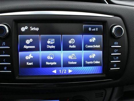 Toyota Yaris - 1.5 Hybrid Premium | Panoramadak | Navigatie | 16
