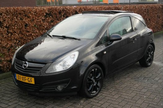 Opel Corsa - 1.4-16V Sport # Panorama dak, Sportline, Black Edition - 1