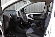 Peugeot 107 - 1.0 Access Accent 5-DEURS AIRCO