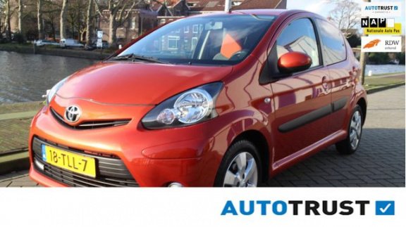 Toyota Aygo - 1.0 VVT-i Dynamic Orange LUX UITVOERING_DEALER ONDERHOUD - 1