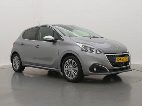 Peugeot 208 - 1.2 82pk Allure | Navigatie | Climate Control | Achteruitrijcamera | Donker getint gla - 1