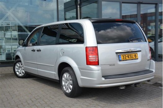 Chrysler Town and Country - 3.3 V6 - 1