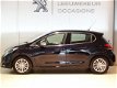 Peugeot 208 - B.L. ALLURE 1.2 PureTech 5-deurs NAVI | CLIMA | P.HULP | DAB+ - 1 - Thumbnail