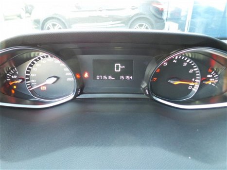 Peugeot 308 - 1.2 110pk Allure Panorama en Keyless en Full-LED - 1