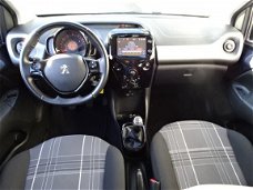 Peugeot 108 - 1.0 e-VTi 68pk 5D Allure Touchscreen Lichtmetalen velgen