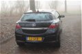 Opel Astra GTC - 1.6 Cosmo, Navigatie, Airco/ECC - 1 - Thumbnail