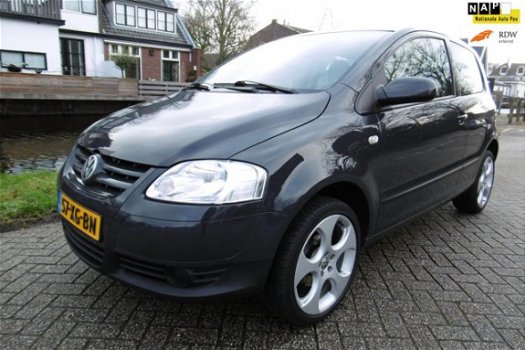 Volkswagen Fox - 1.4 Trendline 75pk Airco Zuinig Onderhoudshistorie - 1