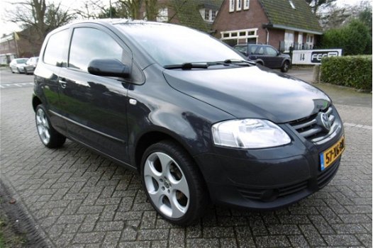 Volkswagen Fox - 1.4 Trendline 75pk Airco Zuinig Onderhoudshistorie - 1