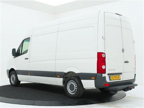 Volkswagen Crafter - 2.0TDI 136PK L2H2 Trekhaak / Navigatie / Airco - 1