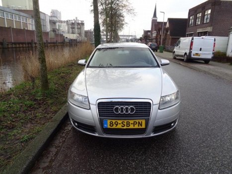 Audi A6 - NIEUWE APK 2.4 - 1