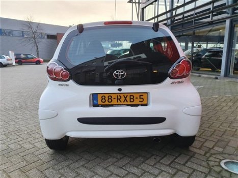 Toyota Aygo - 1.0-12V Comfort Nav - 1