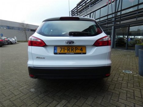 Ford Focus Wagon - 1.6 TI-VCT Trend - 1