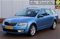 Skoda Octavia Combi - 1.6 TDI Greentech Edition Businessline org. NL-auto automaat navigatie - 1 - Thumbnail