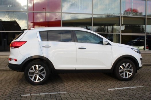 Kia Sportage - 1.6 GDI 135pk ECOdynamics World Cup Edition - 1