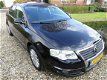 Volkswagen Passat - 1.4 TSI Highline BlueMotion CLIMATRONIC, CRUISE CONTROL, NAVIGATIE, NIEUWE APK - 1 - Thumbnail