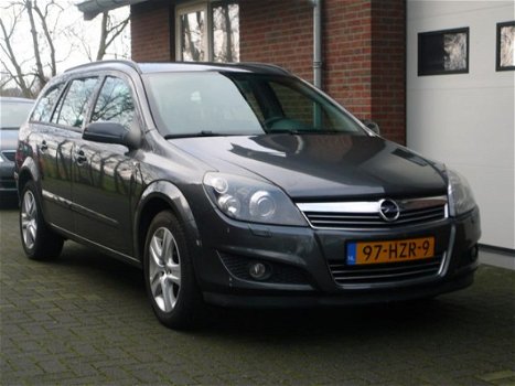 Opel Astra Wagon - 1.6 Business-trekhaak-airco-navi - 1