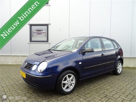 Volkswagen Polo - 1.2-12V Athene * 5DRS & APK 2021 - 1