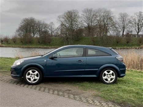 Opel Astra GTC - 1.6 Cosmo - 1