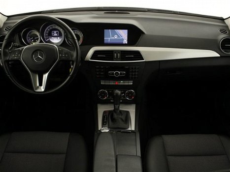 Mercedes-Benz C-klasse - 180 CGI AVANTGARDE automaat Trekhaak, airconditioning, navigatie, alarm lic - 1