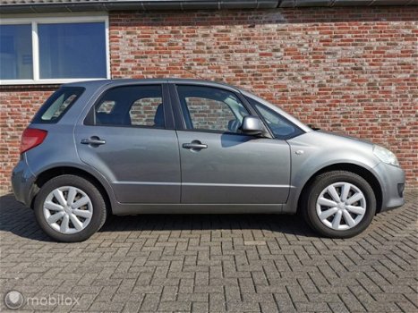 Suzuki SX4 - 1.6 Comfort - 1