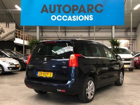 Peugeot 5008 - 1.6 THP Blue Lease Executive 7persoons automaat panoramadak - 1