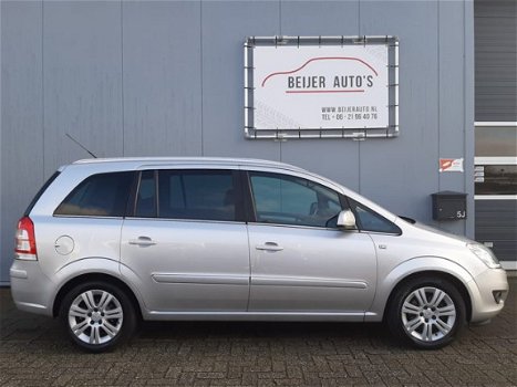 Opel Zafira - 1.8 140pk Cosmo Navigatie/Climate/PDC/16inch - 1