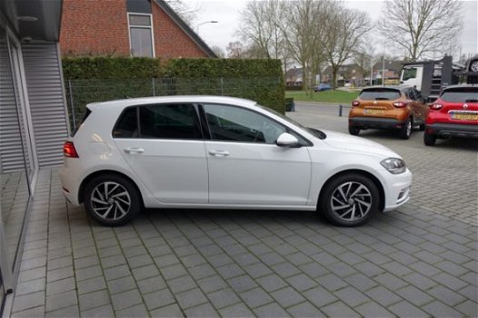 Volkswagen Golf - 1.5 TSI 130PK 5-DEURS COMFORTLINE CLIMA 'NAVI ' - 1