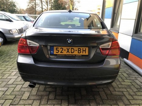 BMW 3-serie - 318i Business Line - 1