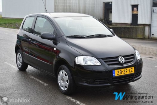 Volkswagen Fox - 1.2 Trendline *Airco *Trekhaak *Nette auto - 1