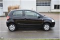 Volkswagen Fox - 1.2 Trendline *Airco *Trekhaak *Nette auto - 1 - Thumbnail