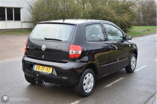 Volkswagen Fox - 1.2 Trendline *Airco *Trekhaak *Nette auto - 1